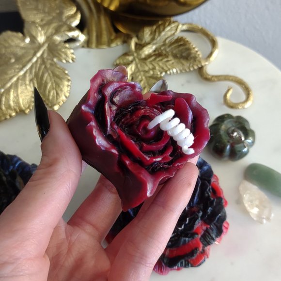 Custom Flower Beeswax Candle Aromatherapy Set w/ Diffuser, Potpourri & Crystal - Picture 9 of 16